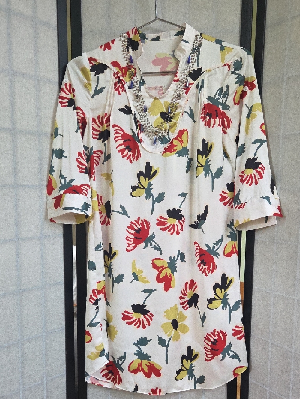 Floral Print V-Neck Tunic Dress in White, Red & Mustard